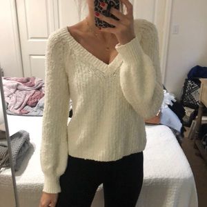 Abercrombie & Fitch white sweater